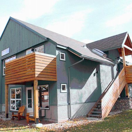 Waterton Lakes Lodge Resort Екстериор снимка