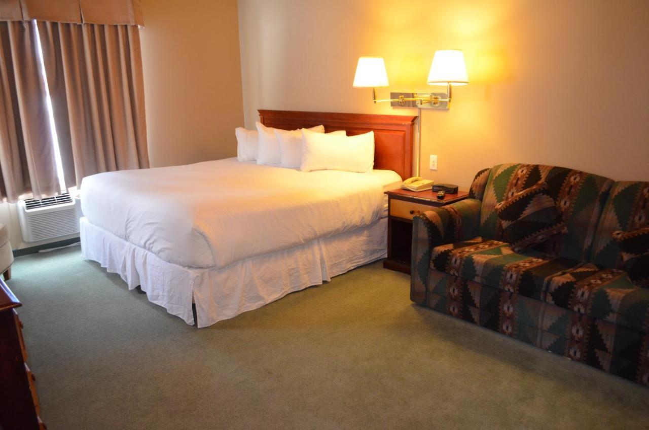 Waterton Lakes Lodge Resort Екстериор снимка